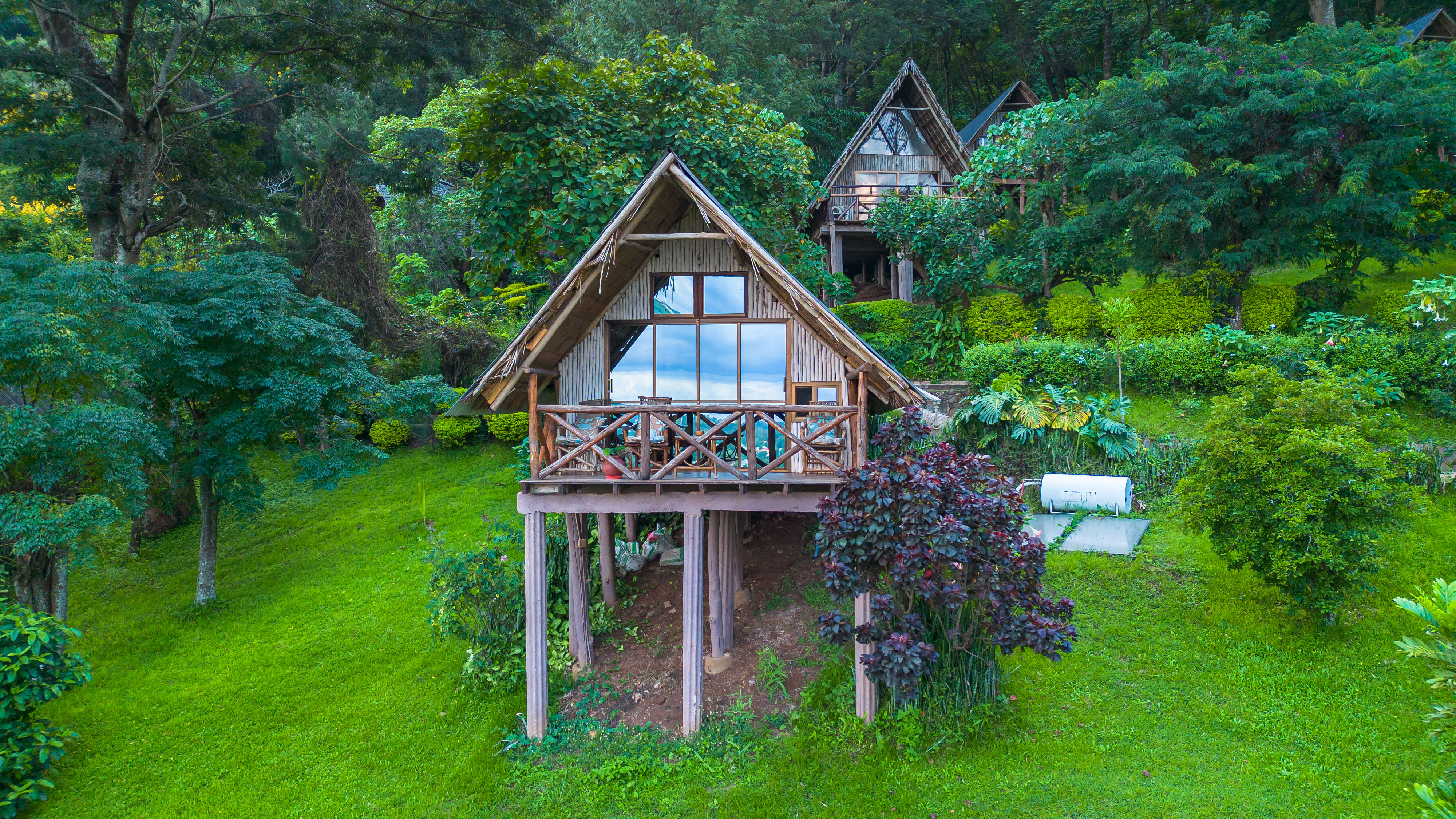 Lodge header background 1