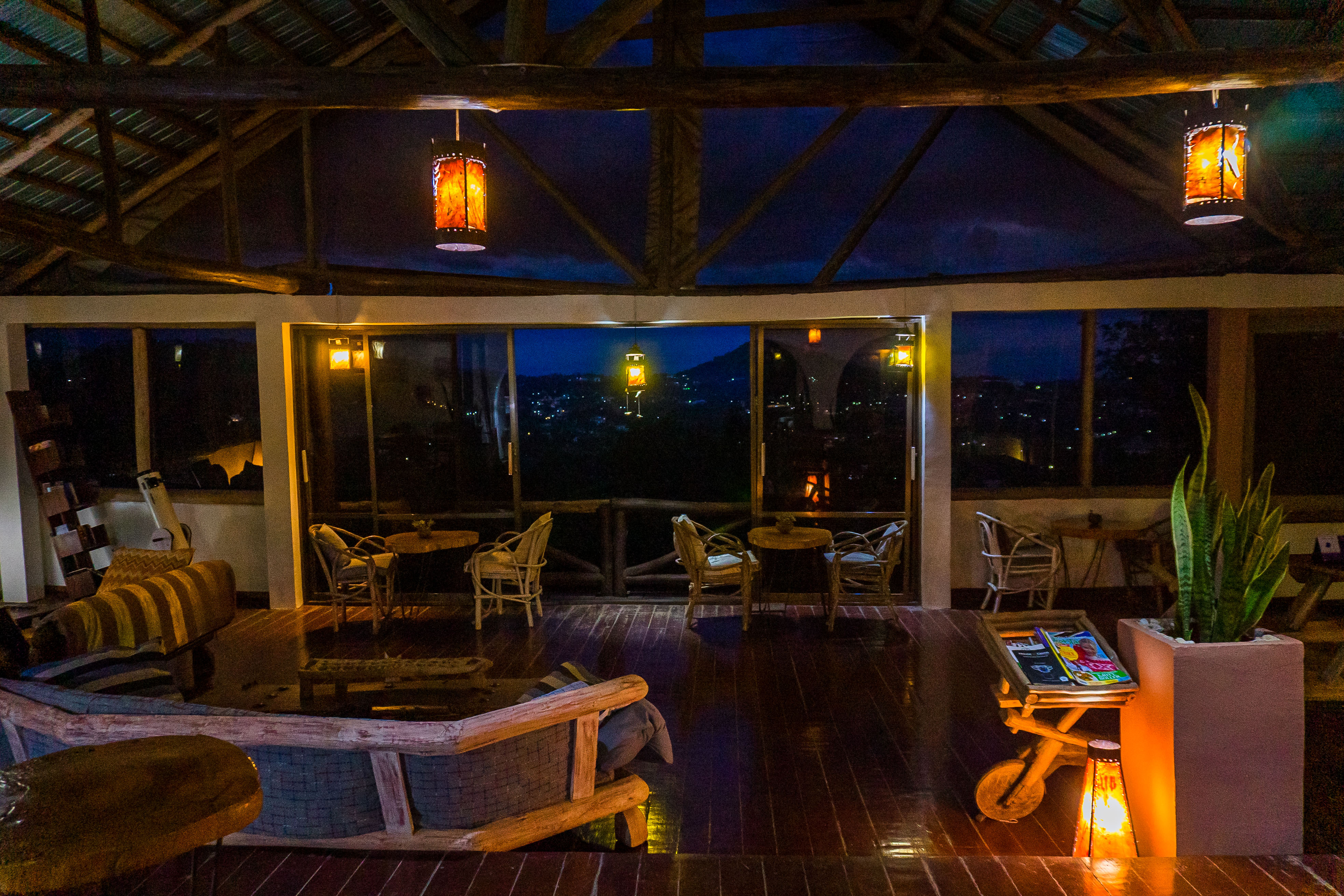 Lodge header background 2